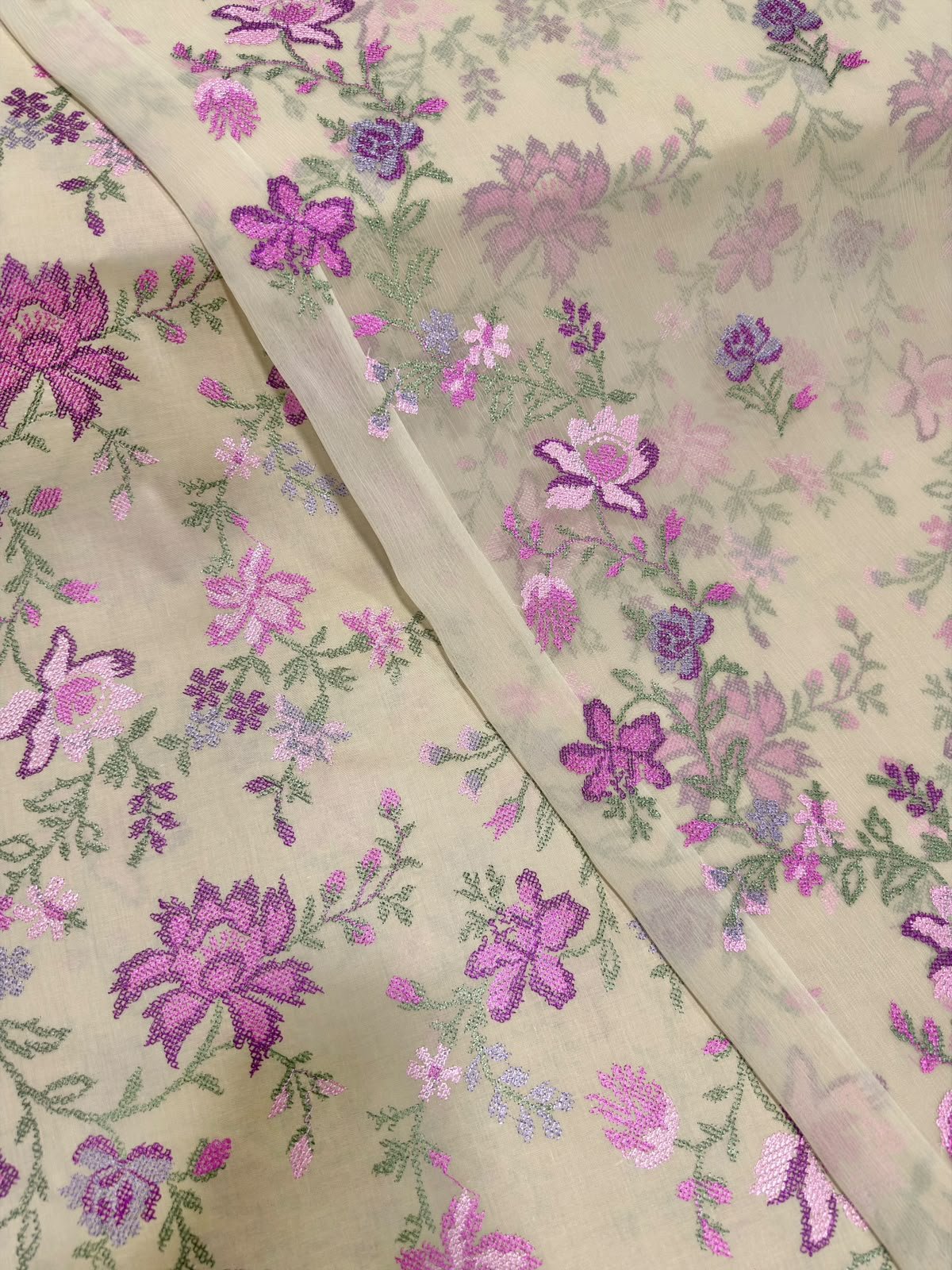 ELEGANCE CROSS STITCH 02