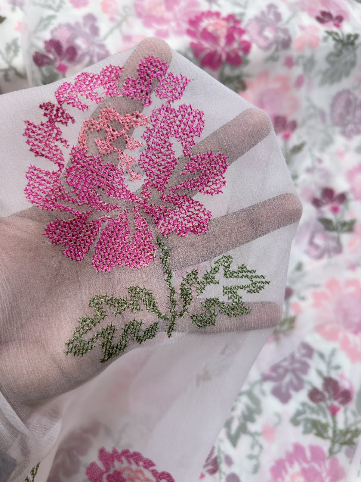 ELEGANCE CROSS STITCH 03 – view 4