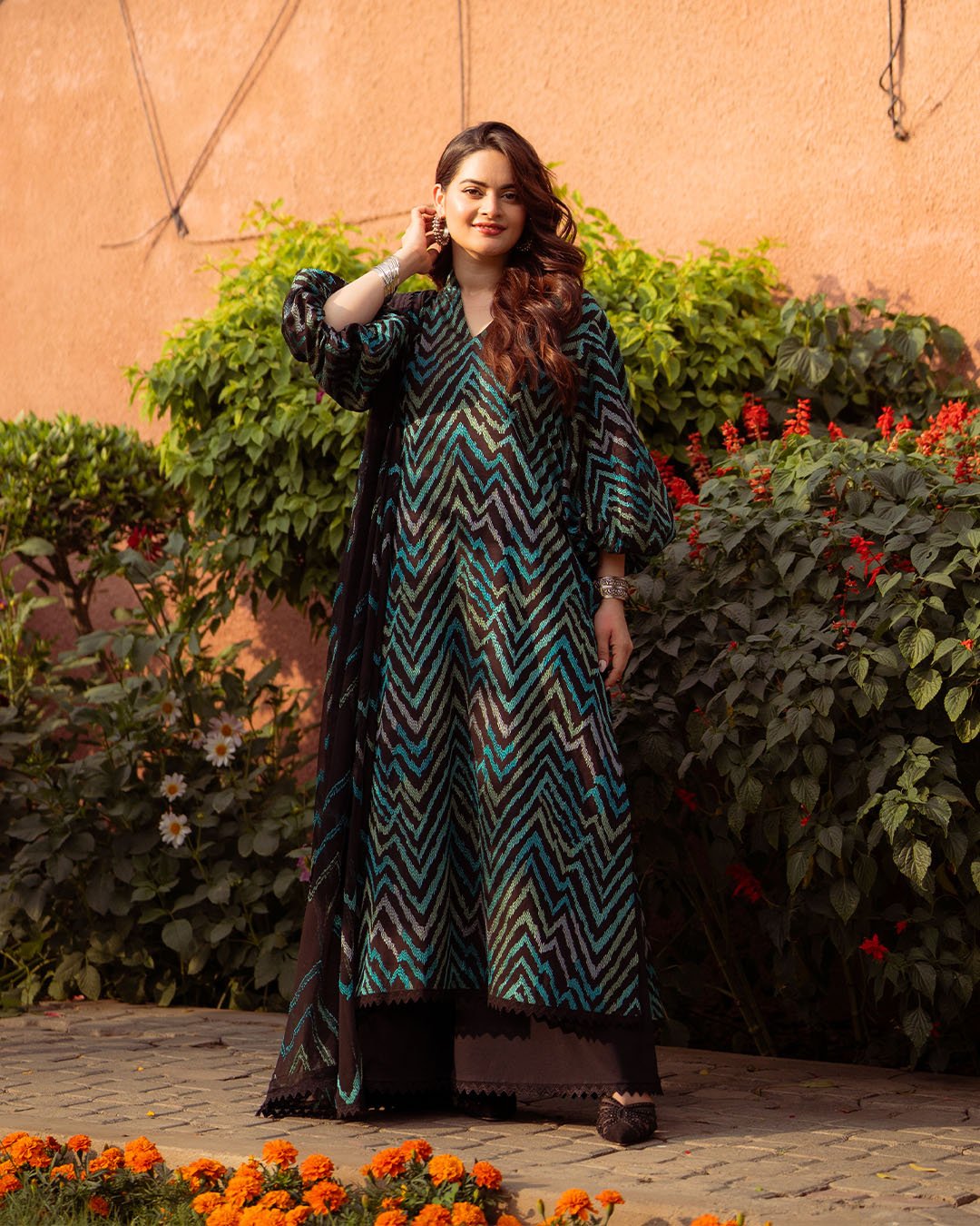 EMERALD TONES – view 2