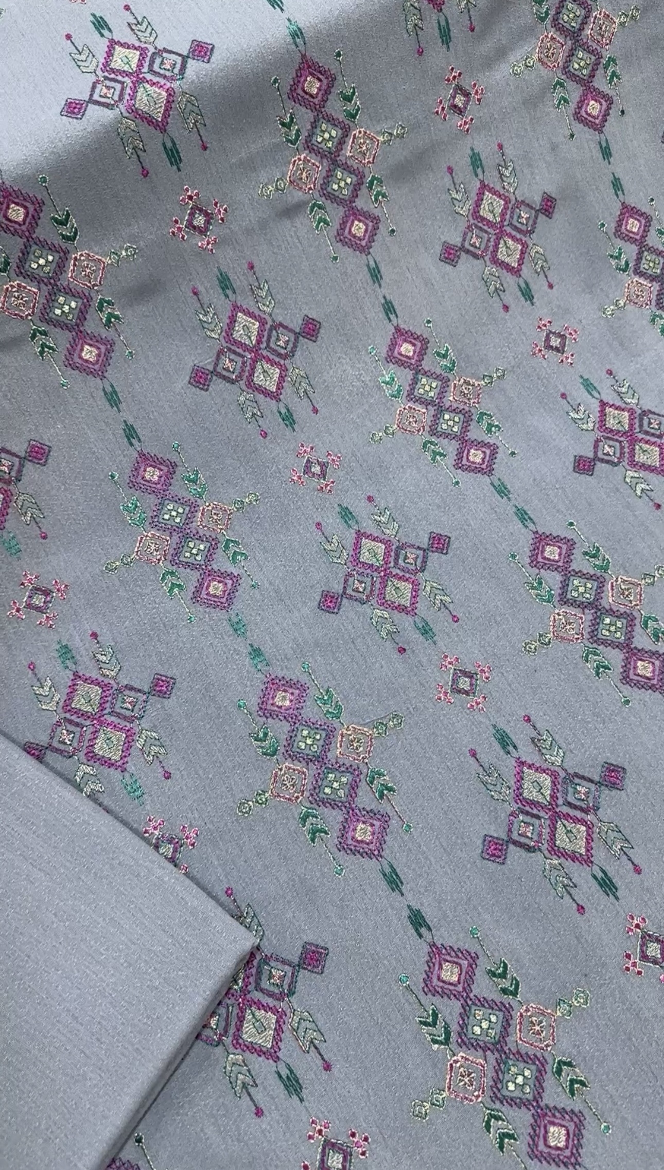 GEOMETRIC PATTERN – view 4